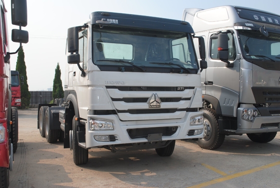Sinotruk HOWO 6X4 تراکتور کامیون 371HP/420HP کامیون های چینی 5800*2300*1500mm در بهترین حالت