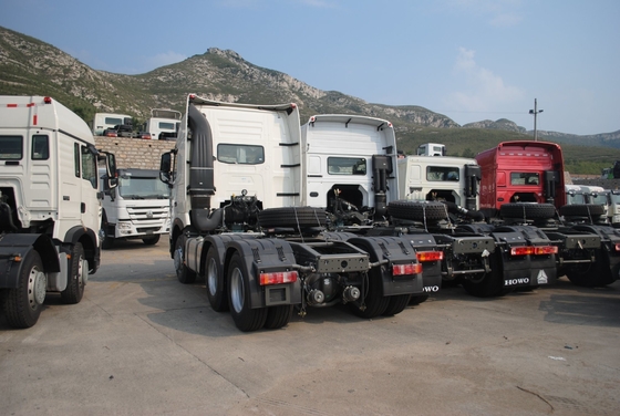 Sinotruk HOWO 6X4 تراکتور کامیون 371HP/420HP کامیون های چینی 5800*2300*1500mm در بهترین حالت