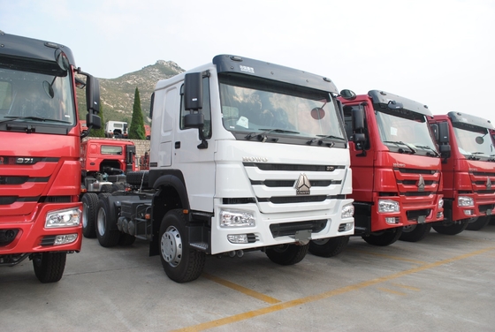 پرداخت های امن سینوتروک HOWO 6X4 تراکتور کامیون 371HP/420HP کامیون های سنگین چینی