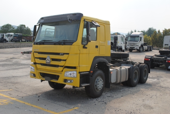 فروش کامیون تراکتور Sinotruk با استاندارد انتشار یورو 2 5600x2300x1500