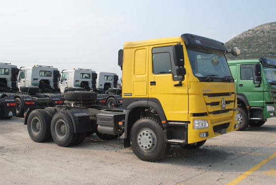 فروش کامیون تراکتور Sinotruk با استاندارد انتشار یورو 2 5600x2300x1500