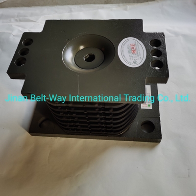 سینوتروک HOWO قطعات کامیون صندلی لاستیکی زباله ای Az9725520278 تماس برای هزینه حمل و نقل