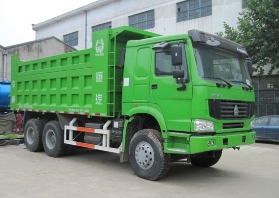 طرح لاستیک شعاعی Sinotruck HOWO 6X4 کامپری برای نیازهای شما