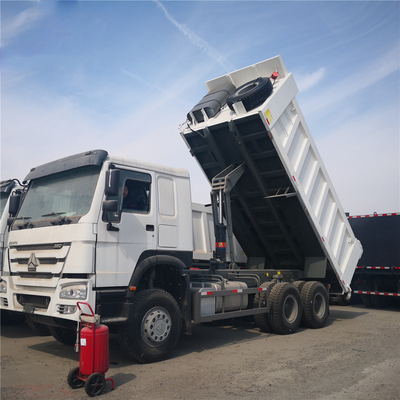 سینوتروک 10 چرخ 6X4 371HP و استفاده شده HOWO کامپری با طراحی لاستیک بدون لوله