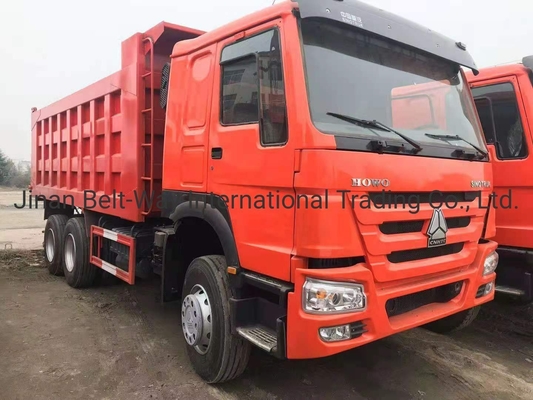 موتور 6 سیلندر 375HP سنگین وظیفه دامپ دامپر Tipper HOWO کامیون ماشین آلات ساختمانی