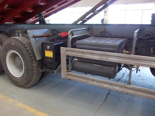 کار سنگین 6 × 4 چرخ محرک سینوتروک HOWO کامیون های زباله ریختن با گواهینامه تایر ISO