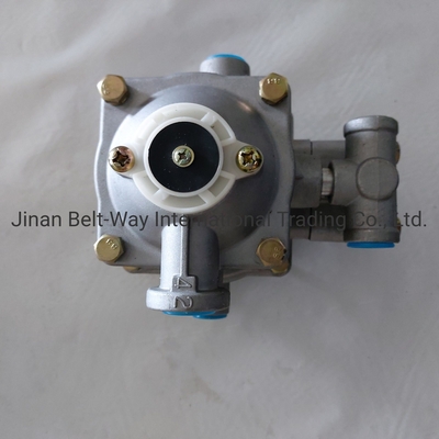 دریچه کنترل تریلر Wg9000360180 برای Sinotruk HOWO Truck Parts در بازار جنوب آسیا