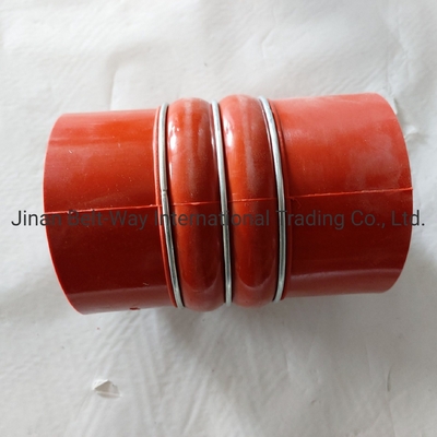 دلار پرداخت پشتیبانی شده Sinotruk HOWO قطعات کامیون Intercooler Outlet Hose Wg9719530108