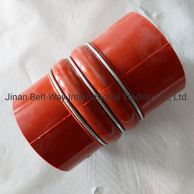 دلار پرداخت پشتیبانی شده Sinotruk HOWO قطعات کامیون Intercooler Outlet Hose Wg9719530108